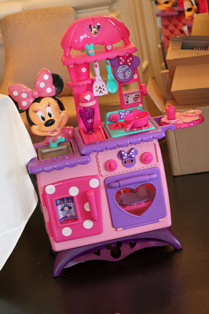 Disney Mickey Mouse Kitchen Play Set New