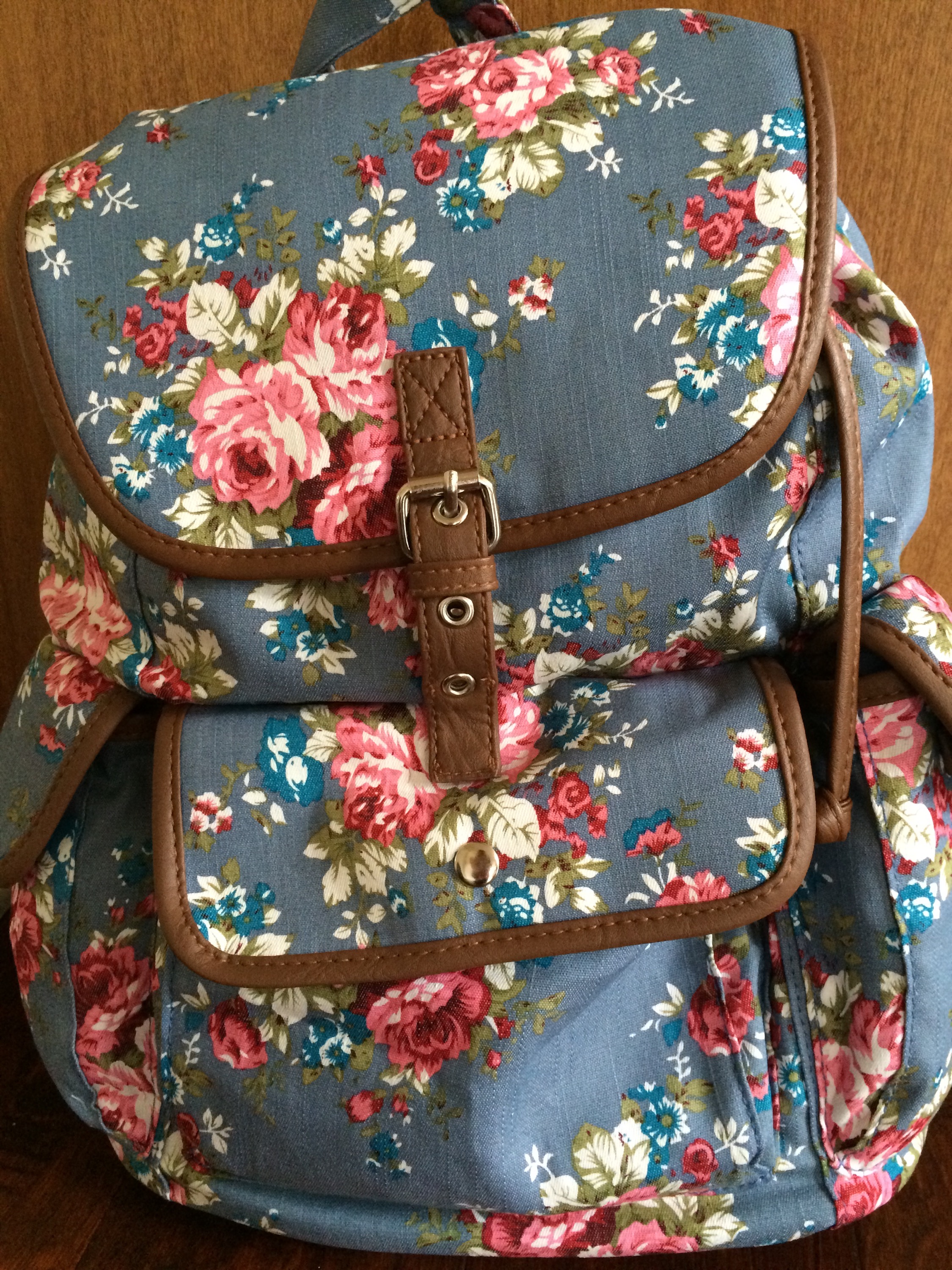 Trendy Inexpensive Backpacks including a Vera Bradley Look Alike - Classy Mommy