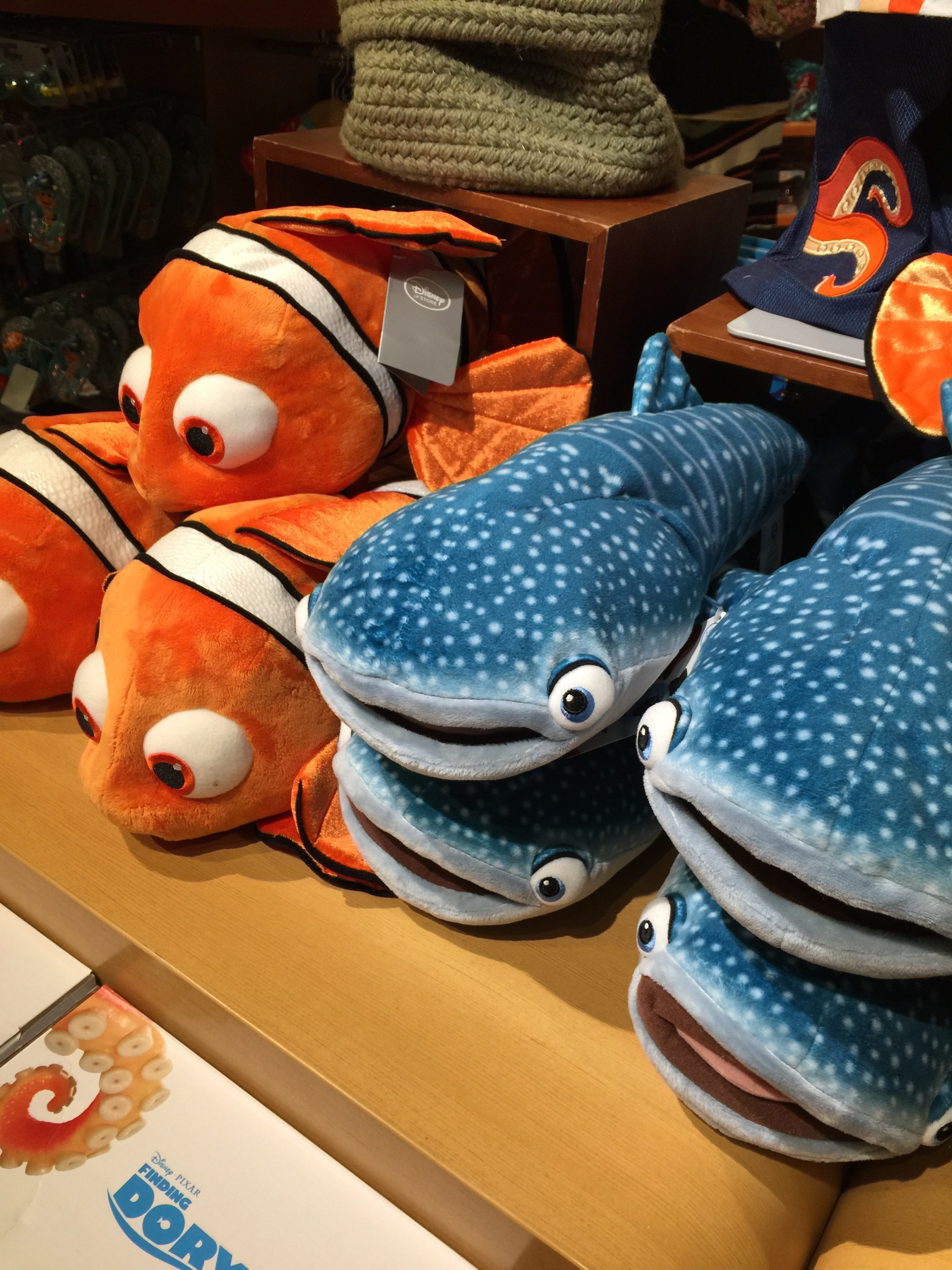 finding dory toys disney store