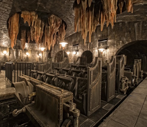 HP and the Escape from Gringotts Ride 