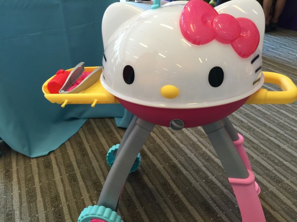 Hello Kitty Toy Grill Video Review and Photos 