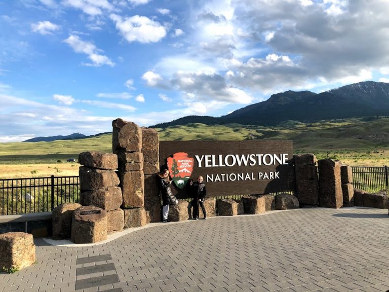 Top 3 Reasons to Visit Gardiner Montana Montana's Hidden Gem Classy